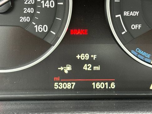 Used 2017 BMW 330e image 19
