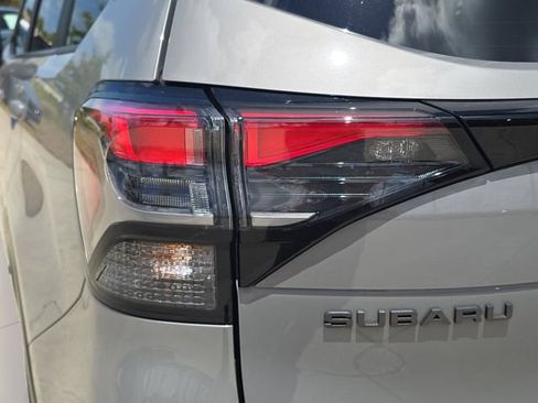 Used 2025 Subaru Forester Limited AWD/4WD image 7