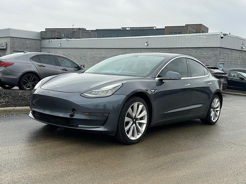 Used 2017 Tesla Model 3 Long Range image 3
