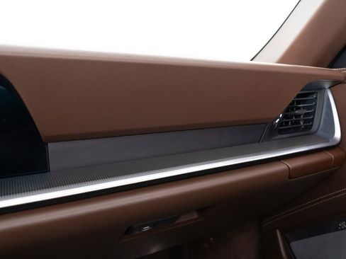 Used 2022 Porsche 911 Turbo S image 42