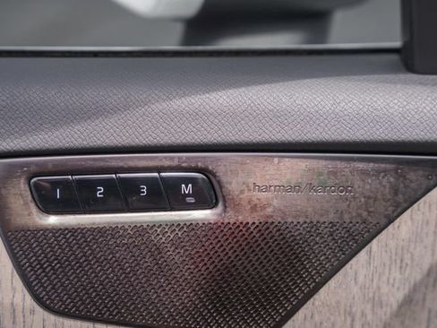 Certified 2023 Volvo XC90 B6 Plus AWD/4WD image 39