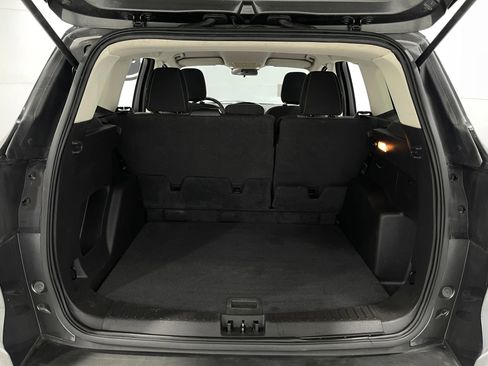 Used 2018 Ford Escape SE FWD image 25