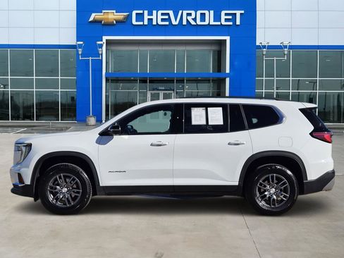 Certified 2025 GMC Acadia Elevation image 3