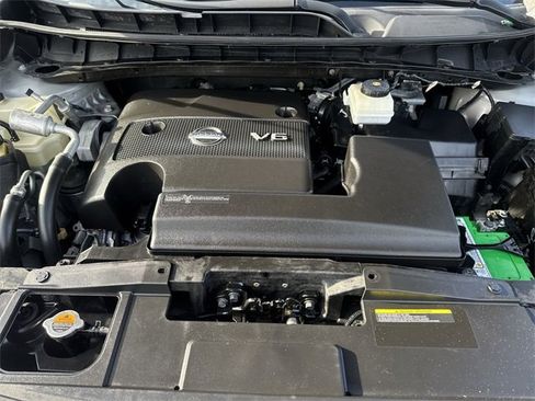 Used 2020 Nissan Murano SV image 30