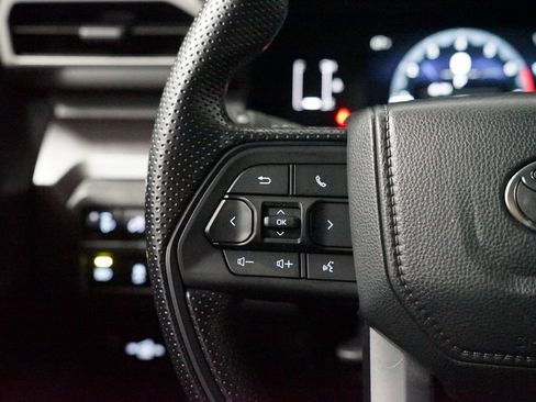 Used 2024 Toyota Tacoma SR5 image 16