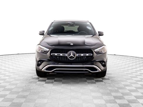 Used 2025 Mercedes-Benz GLA 250 4MATIC w/ Exclusive Package image 11