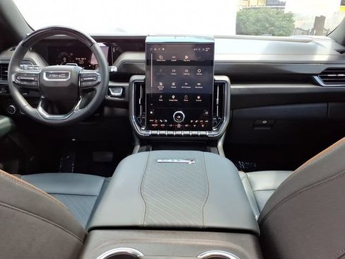 Used 2026 GMC Yukon AT4 w/ AT4 Premium Plus Package AWD/4WD image 22
