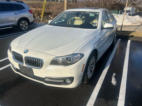 Used 2015 BMW 528i xDrive Sedan image 4