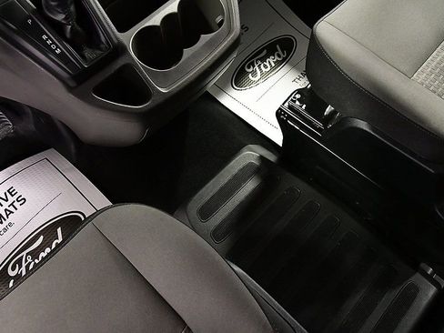 Used 2023 Ford Transit 350 XLT image 21