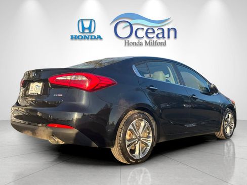 Used 2015 Kia Forte EX w/ Premium Package image 5