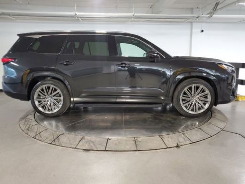 Used 2025 Lexus TX 350 AWD w/ Technology Package image 9