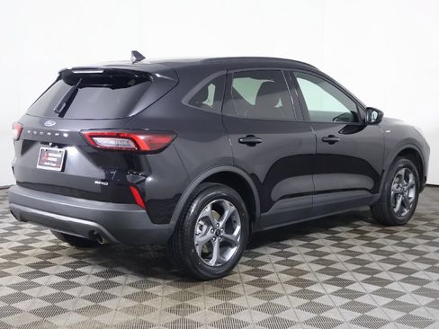 Used 2025 Ford Escape ST-Line AWD/4WD image 8