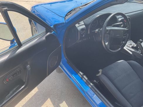 Used 1992 MAZDA MX-5 Miata RWD image 12