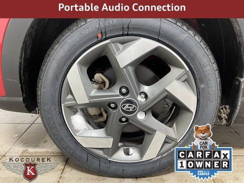 Used 2022 Hyundai Venue SEL image 8