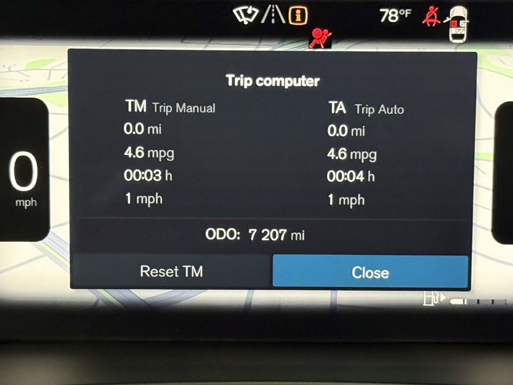 Used 2025 Volvo V60 B5 Cross Country Ultra AWD/4WD image 5