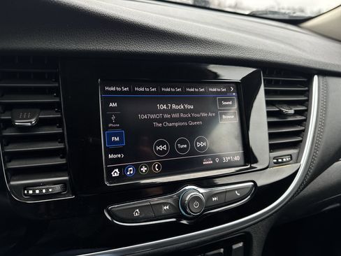 Used 2022 Buick Encore Preferred w/ Safety Package image 13