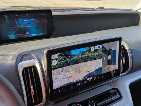 New 2025 Ford Expedition XL image 25