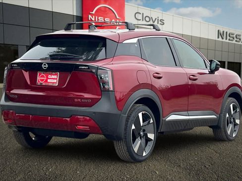 New 2026 Nissan Kicks SR AWD/4WD image 3