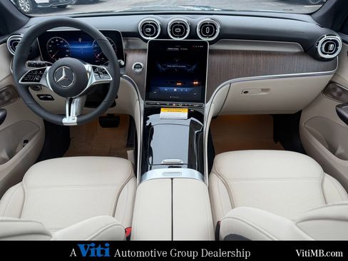 New 2026 Mercedes-Benz GLC 300 4MATIC image 2