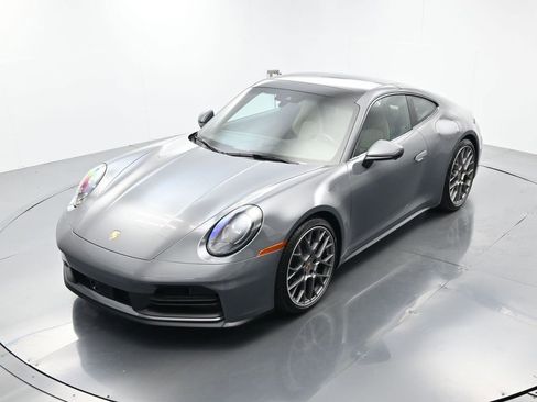 Used 2025 Porsche 911 Carrera image 26
