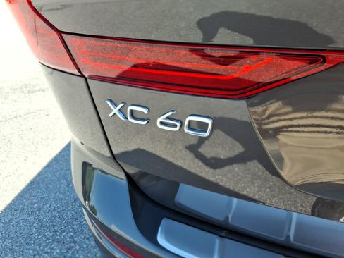 Certified 2024 Volvo XC60 B5 Plus w/ Protection Package Premier AWD/4WD image 5