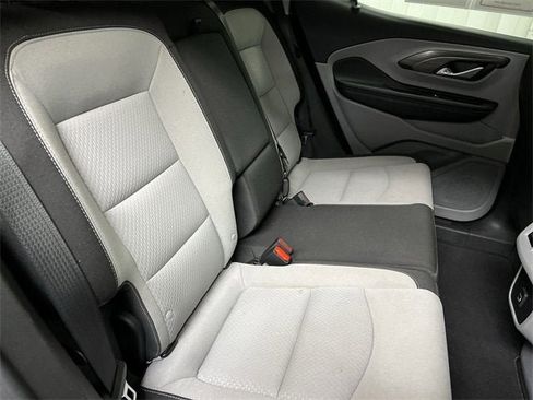Used 2024 GMC Terrain SLE image 26