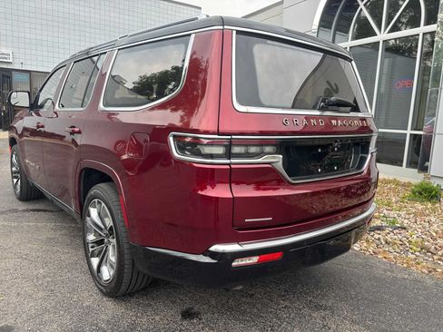 Used 2022 Jeep Grand Wagoneer Series III w/ Rear Seat Video Group 1 AWD/4WD image 4