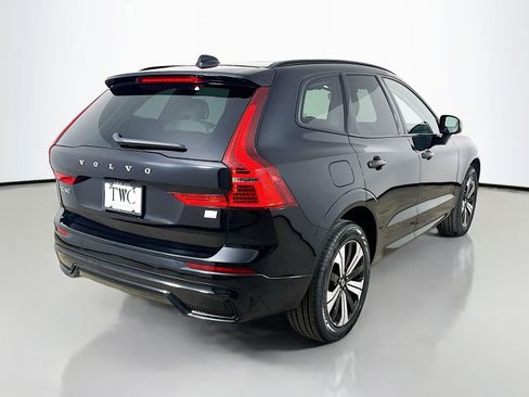 Used 2024 Volvo XC60 T8 Core w/ Climate Package AWD/4WD image 5