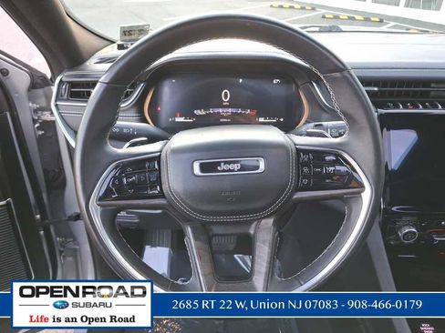 Used 2021 Jeep Grand Cherokee L Overland w/ Luxury Tech Group IV AWD/4WD image 19