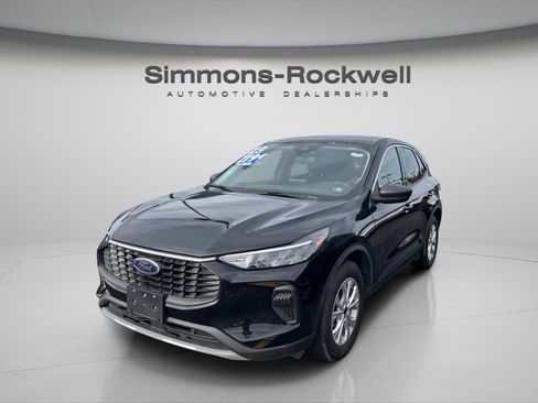 Used 2023 Ford Escape Active image 3