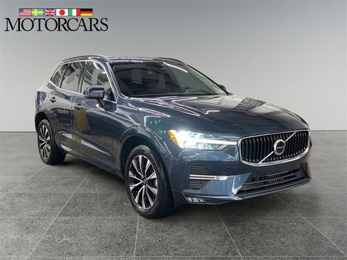 Certified 2023 Volvo XC60 B5 Core w/ Climate Package image 1