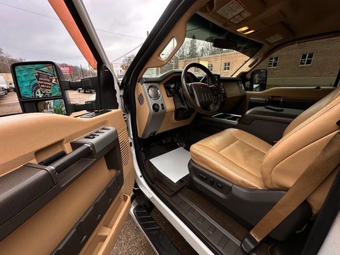 Used 2013 Ford F250 Lariat w/ Snow Plow Prep Pkg image 13