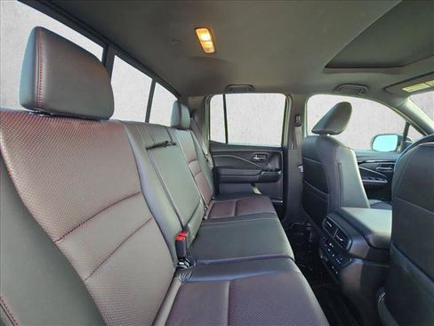 Used 2025 Honda Ridgeline Black Edition image 18