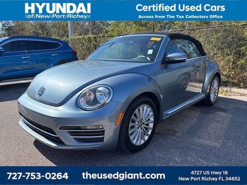 Used 2019 Volkswagen Beetle 2.0T SE image 1