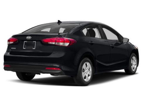 Used 2018 Kia Forte LX w/ LX Popular Package FWD image 5