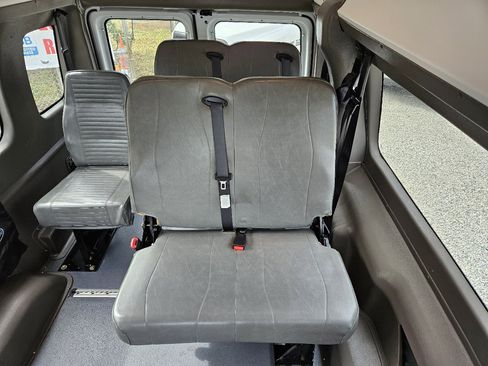 Used 2013 Ford E-350 and Econoline 350 Extended Super Duty w/ PWR Group image 32