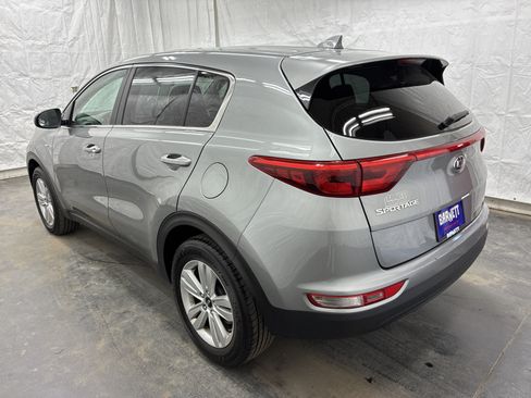 Used 2019 Kia Sportage LX AWD/4WD image 4