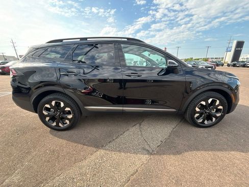 Used 2023 Kia Sportage X-Line w/ X-Line Premium Package AWD/4WD image 4