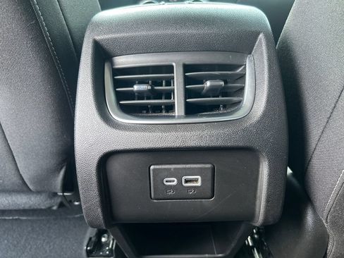 Used 2025 Chevrolet Blazer LT AWD/4WD image 15