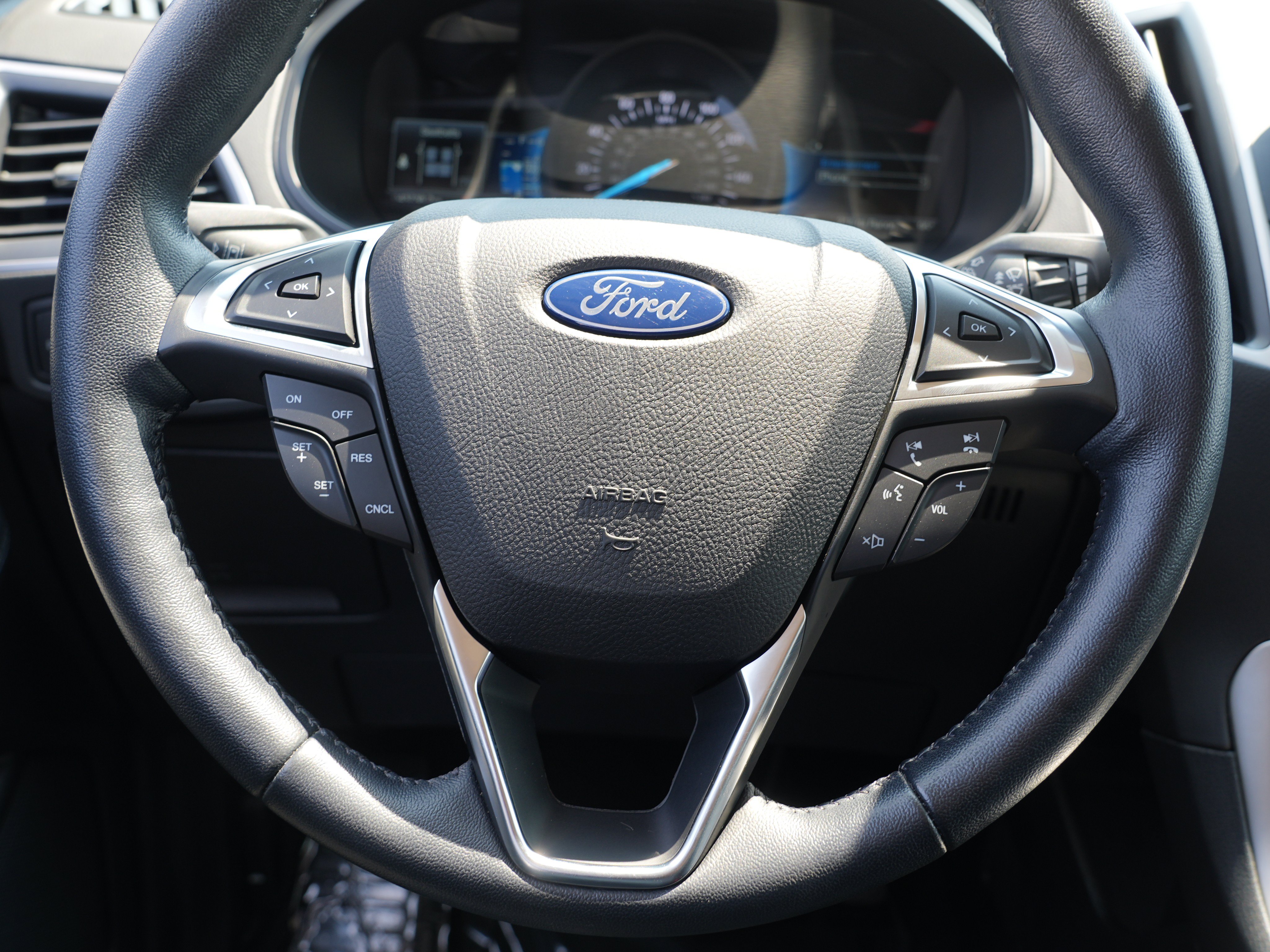 Used 2023 Ford Edge SEL w/ Convenience Package AWD/4WD image 25