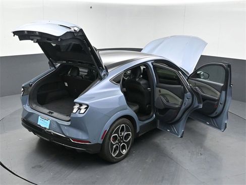 Certified 2024 Ford Mustang Mach-E GT image 59