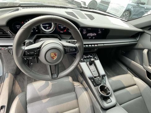 Used 2020 Porsche 911 Carrera S RWD image 18