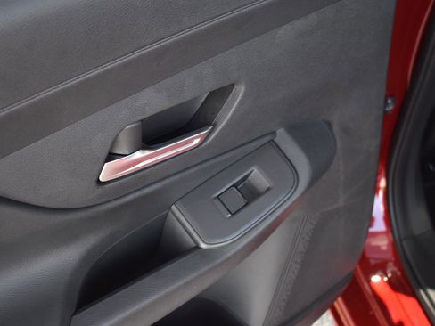 Used 2026 Nissan Sentra SV w/ SV Convenience Package FWD image 44