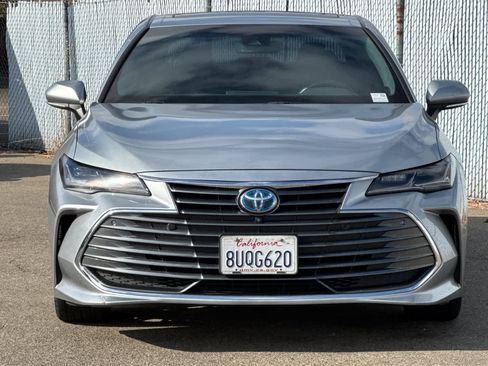 Used 2021 Toyota Avalon Limited w/ Advanced Safety Package FWD image 8