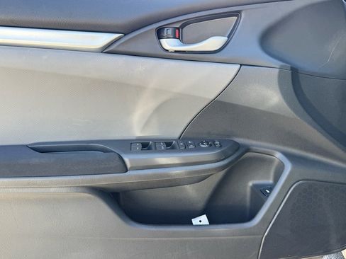 Used 2019 Honda Civic LX image 14
