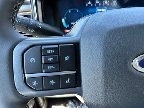 New 2026 Ford F250 Lariat w/ Black Appearance Package AWD/4WD image 25
