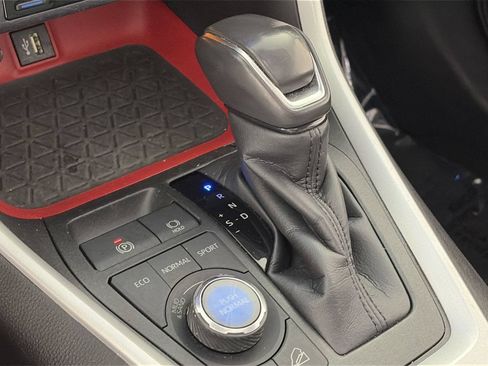 Used 2023 Toyota RAV4 TRD Off-Road w/ TRD Off-Road Weather Package AWD/4WD image 15