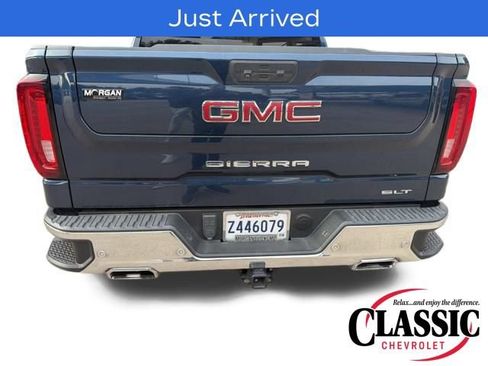 Used 2022 GMC Sierra 1500 SLT image 11