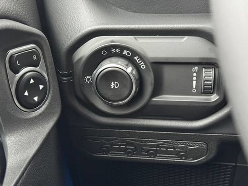 New 2026 Jeep Wrangler Unlimited Sahara AWD/4WD image 24