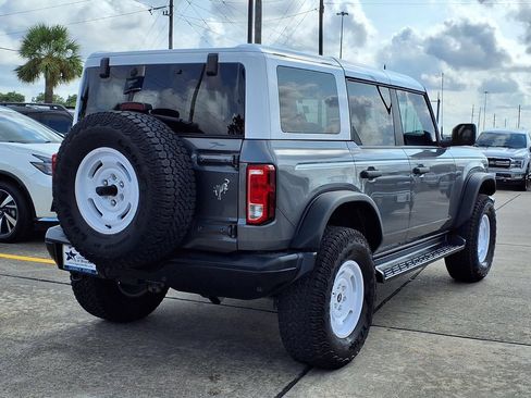 Used 2025 Ford Bronco Heritage Edition AWD/4WD image 2
